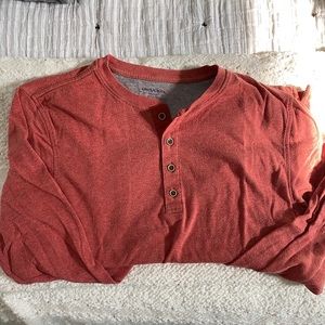 UNTUCKit Henley
